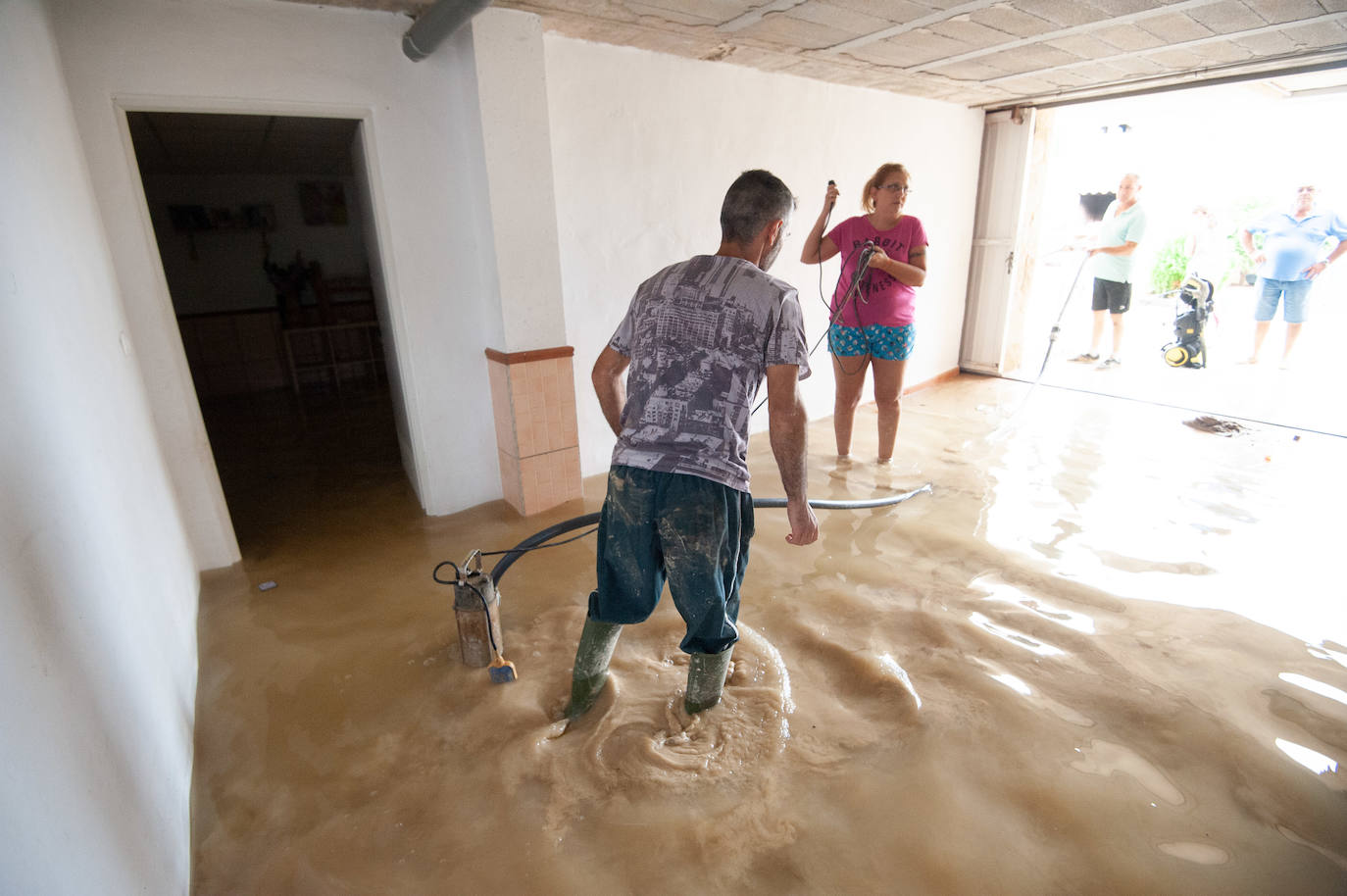 Recorrido por las localidades de Alquerías, Beniel y Llano de Brujas, donde el temporal causó cuantiosos destrozos