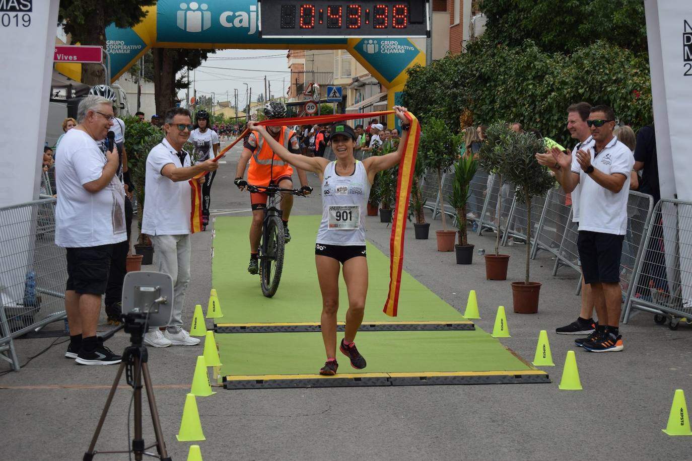 El atleta del Grupo Alcaraz se lleva la XXVII Carrera Popular de la pedanía murciana con un tiempo de 36:06 minutos, por los 43:42 para la corredora del Bathco Running Team