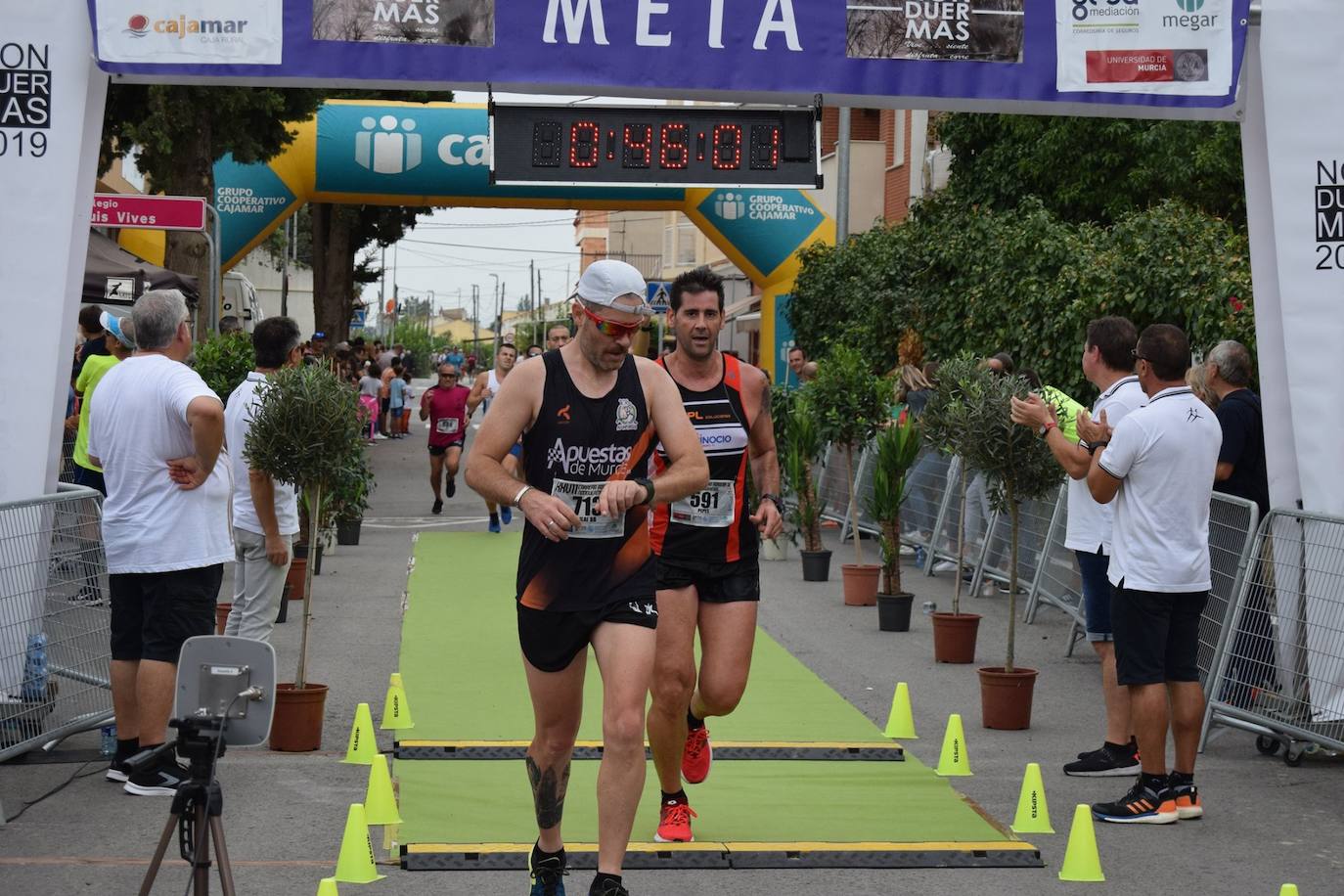 El atleta del Grupo Alcaraz se lleva la XXVII Carrera Popular de la pedanía murciana con un tiempo de 36:06 minutos, por los 43:42 para la corredora del Bathco Running Team