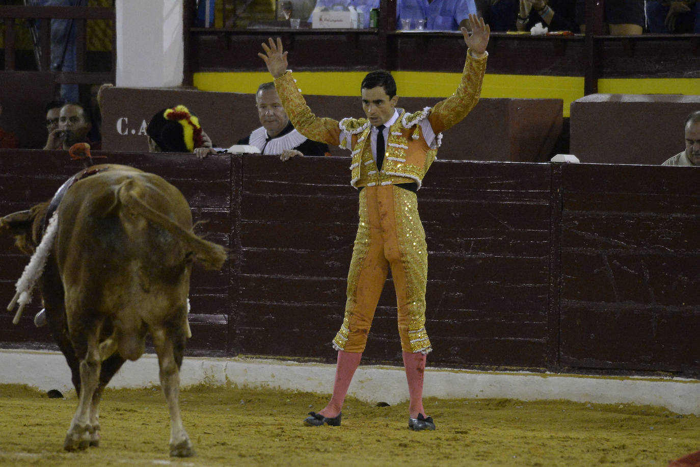 El de la Puebla y el de Lorca salen a hombros en una tarde de vacío para El Juli; la corrida de Daniel Ruiz estuvo en tipo aunque no embistió como la del año pasado