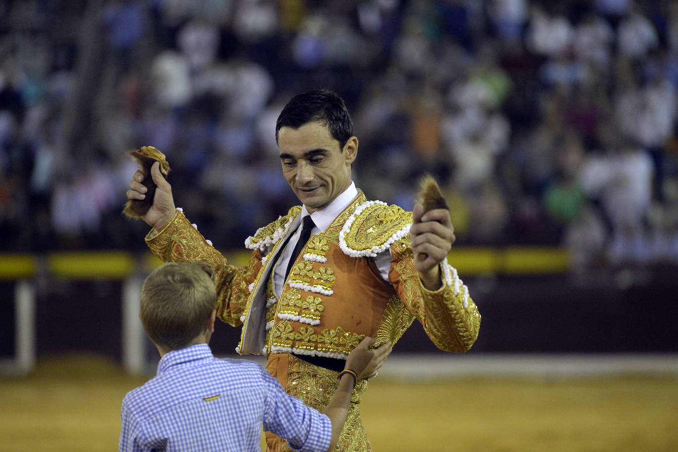 El de la Puebla y el de Lorca salen a hombros en una tarde de vacío para El Juli; la corrida de Daniel Ruiz estuvo en tipo aunque no embistió como la del año pasado