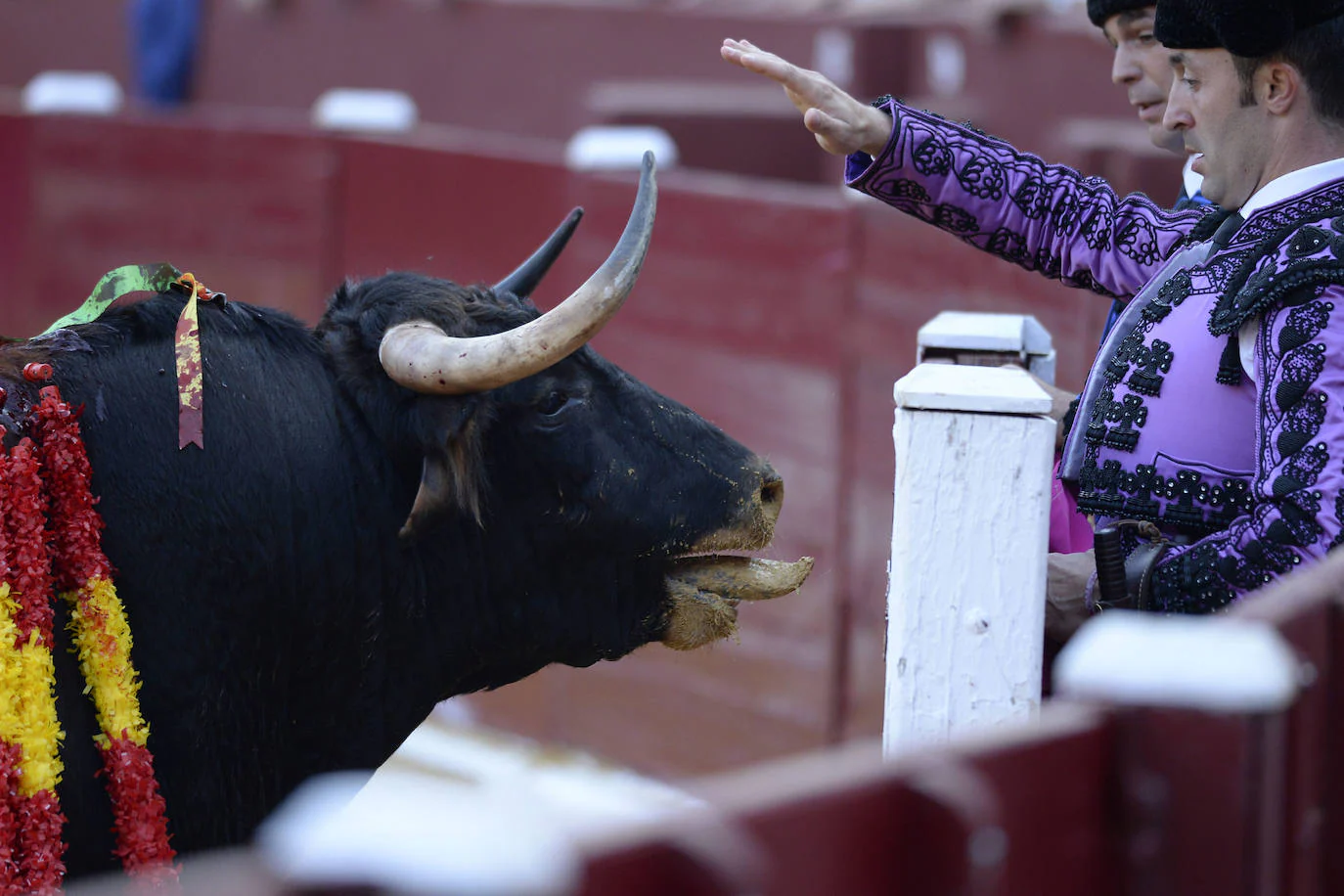 El de la Puebla y el de Lorca salen a hombros en una tarde de vacío para El Juli; la corrida de Daniel Ruiz estuvo en tipo aunque no embistió como la del año pasado