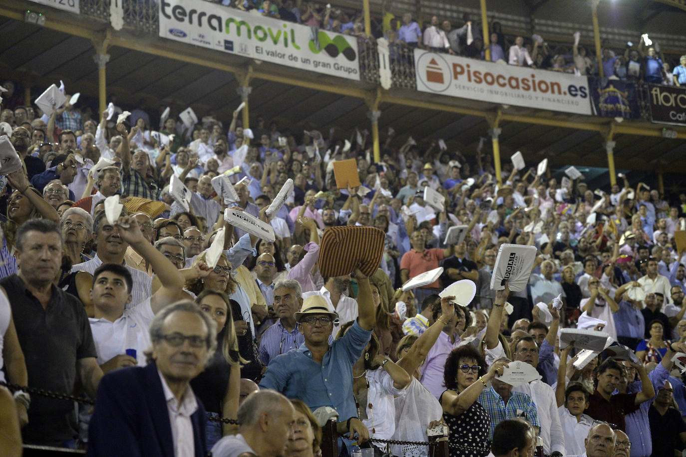 El Juli se va de vacío de La Condomina