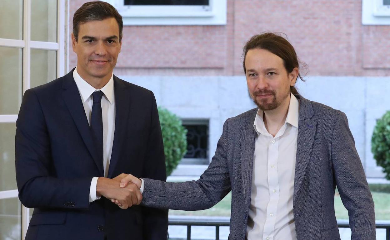 Pedro Sánchez (i) y Pablo Iglesias. 