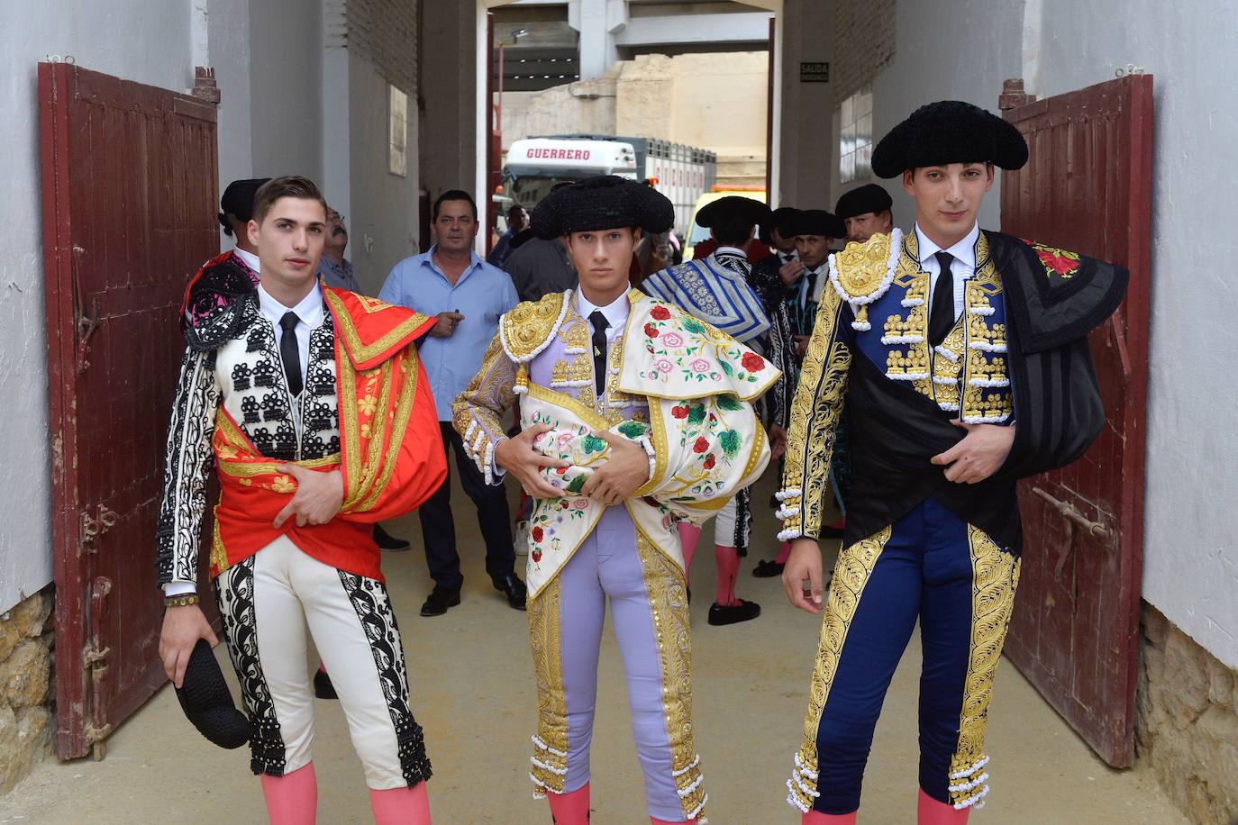 Fotos: Debut y puerta grande para José María trigueros