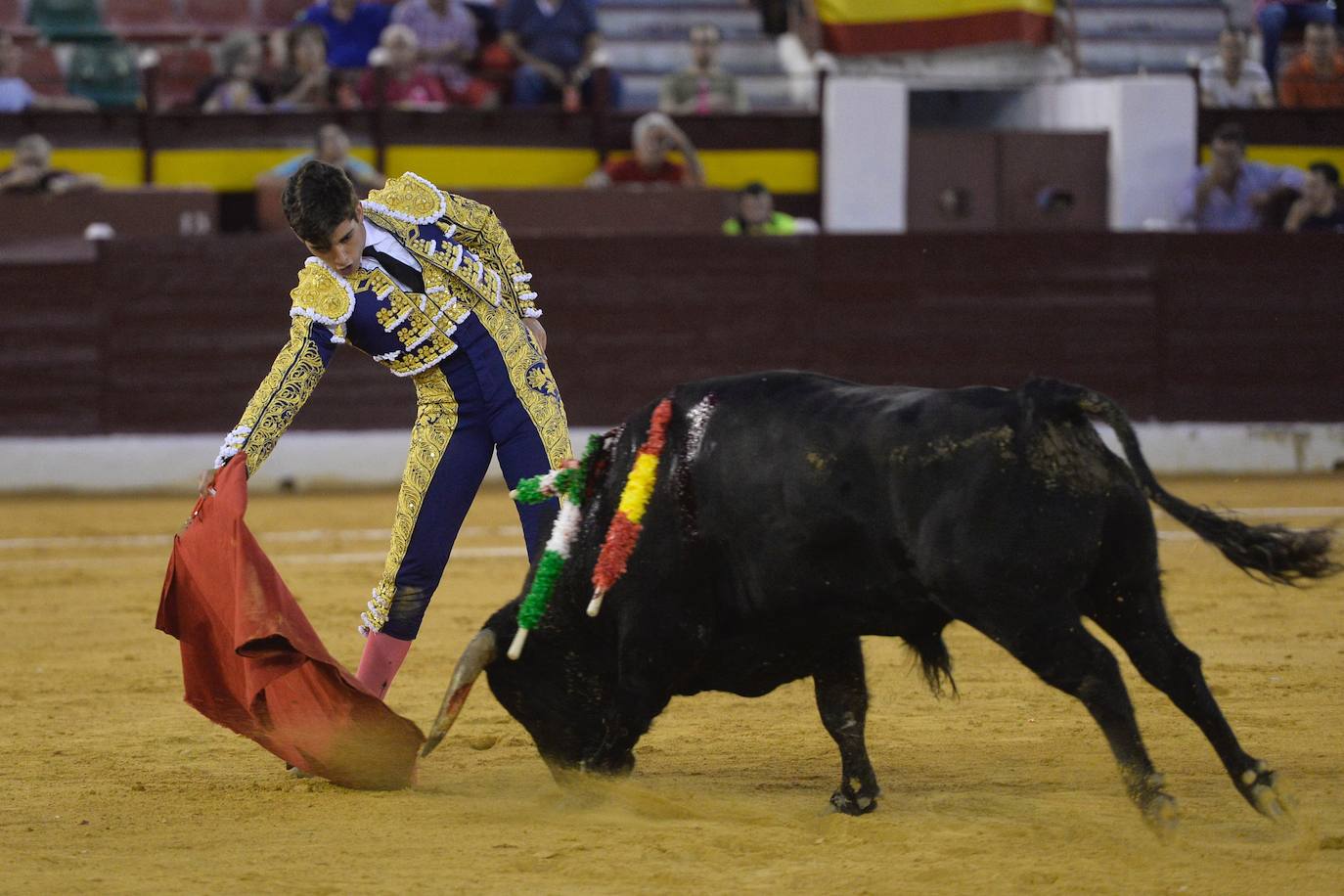 Fotos: Debut y puerta grande para José María trigueros