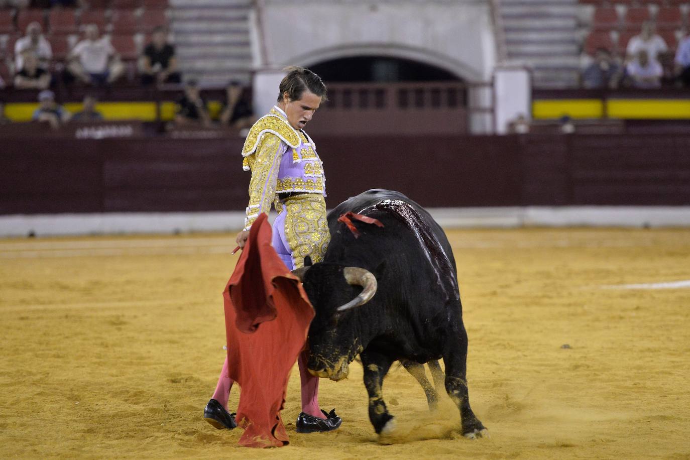 Fotos: Debut y puerta grande para José María trigueros