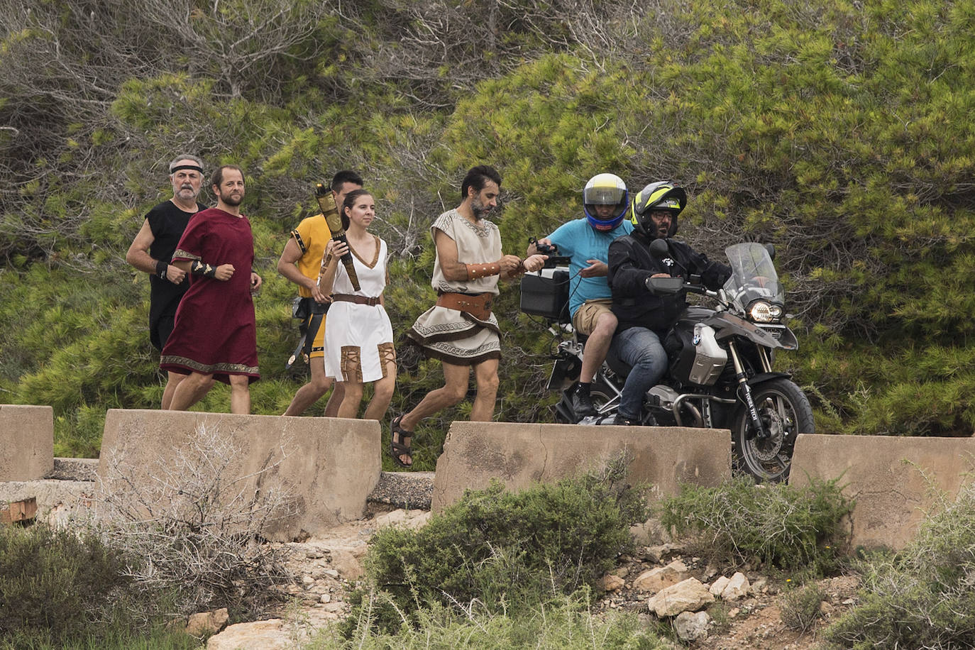 La Ruta Iter Ignis comenzó en Cabo de Palos y reunió a una veintena de relevistas.