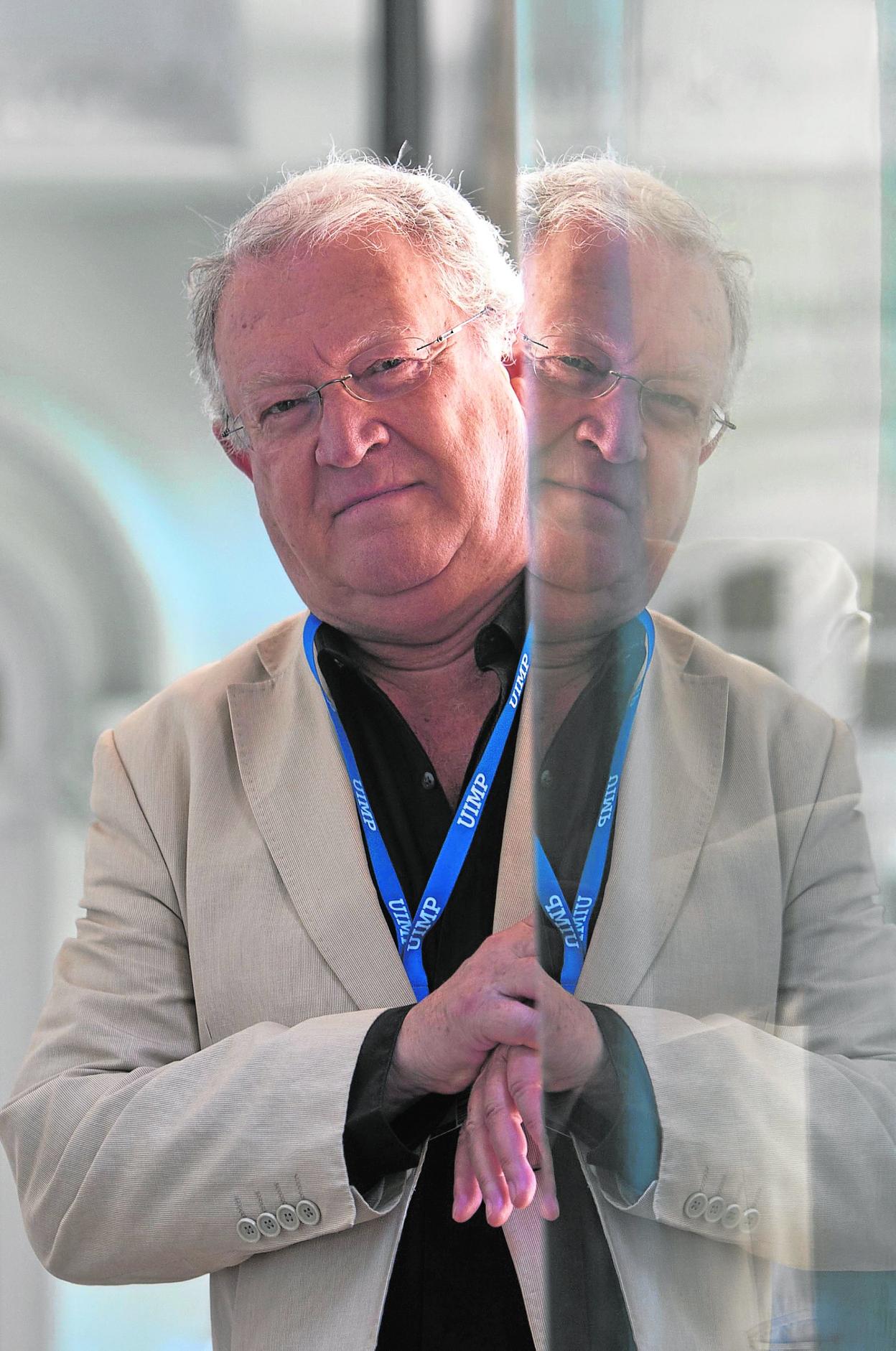 El escritor y periodista canario Juancho Armas Marcelo. 