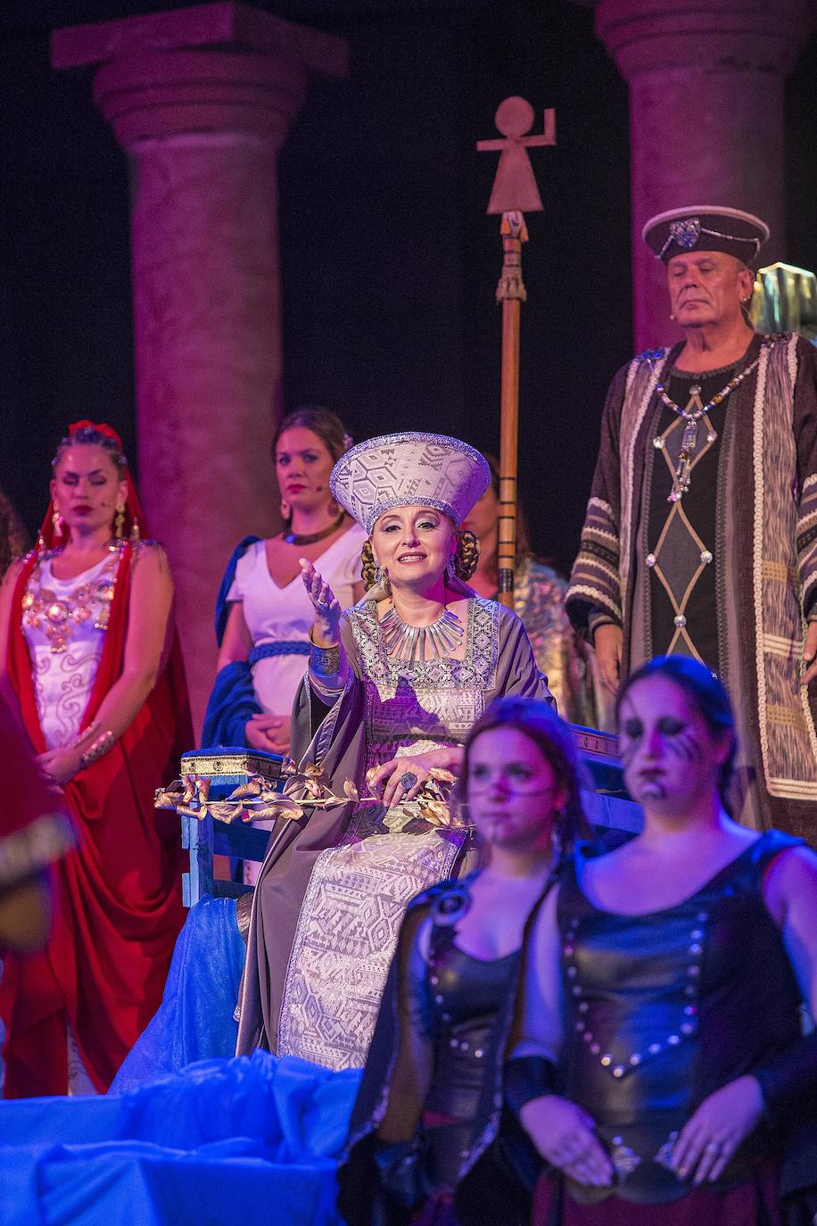 La reunión de druidas en la Noche de Asteria fue un animado preludió al drama de la revelación de la diosa Tanit a Himilce sobre el futuro de Aníbal 