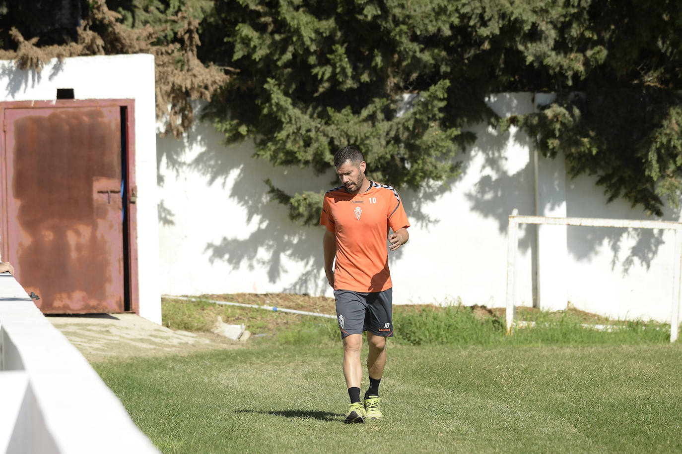 Fotos: El Real Murcia entrena en Cobatillas