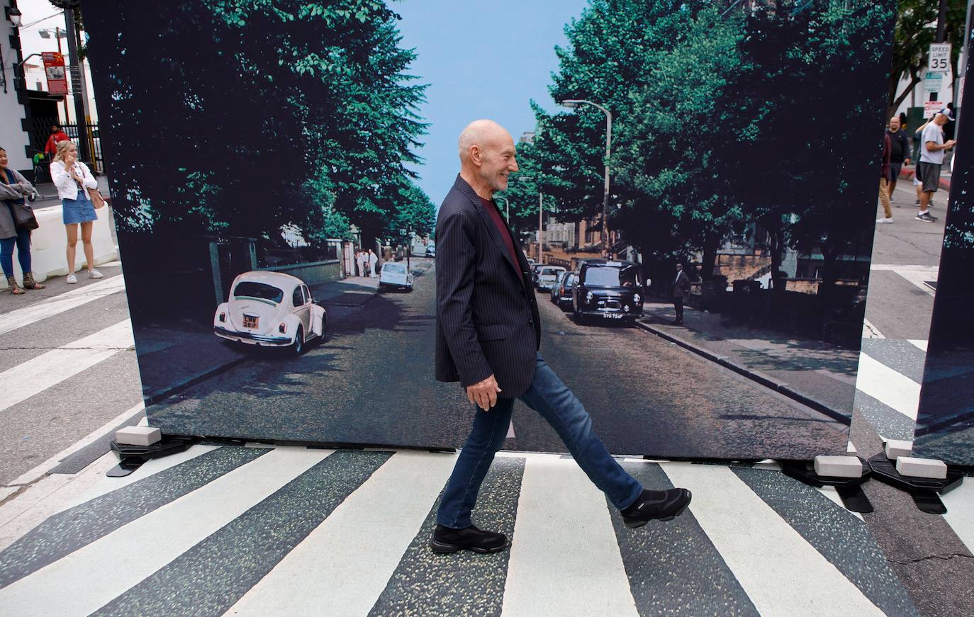 Distintos actos conmemorativos festejan la celebración de los 50 años del «Abbey Road» de The Beatles en lugares tan dispares como Cuba o Hollywood. Cuando «Abbey Road» se publicó el 26 de septiembre de 1969, nadie dijo que aquel iba a ser el último disco de los Beatles, pero ellos lo grabaron como si nunca más fueran a trabajar juntos. Incluso colocaron un tema llamado «The end» como cierre del álbum.