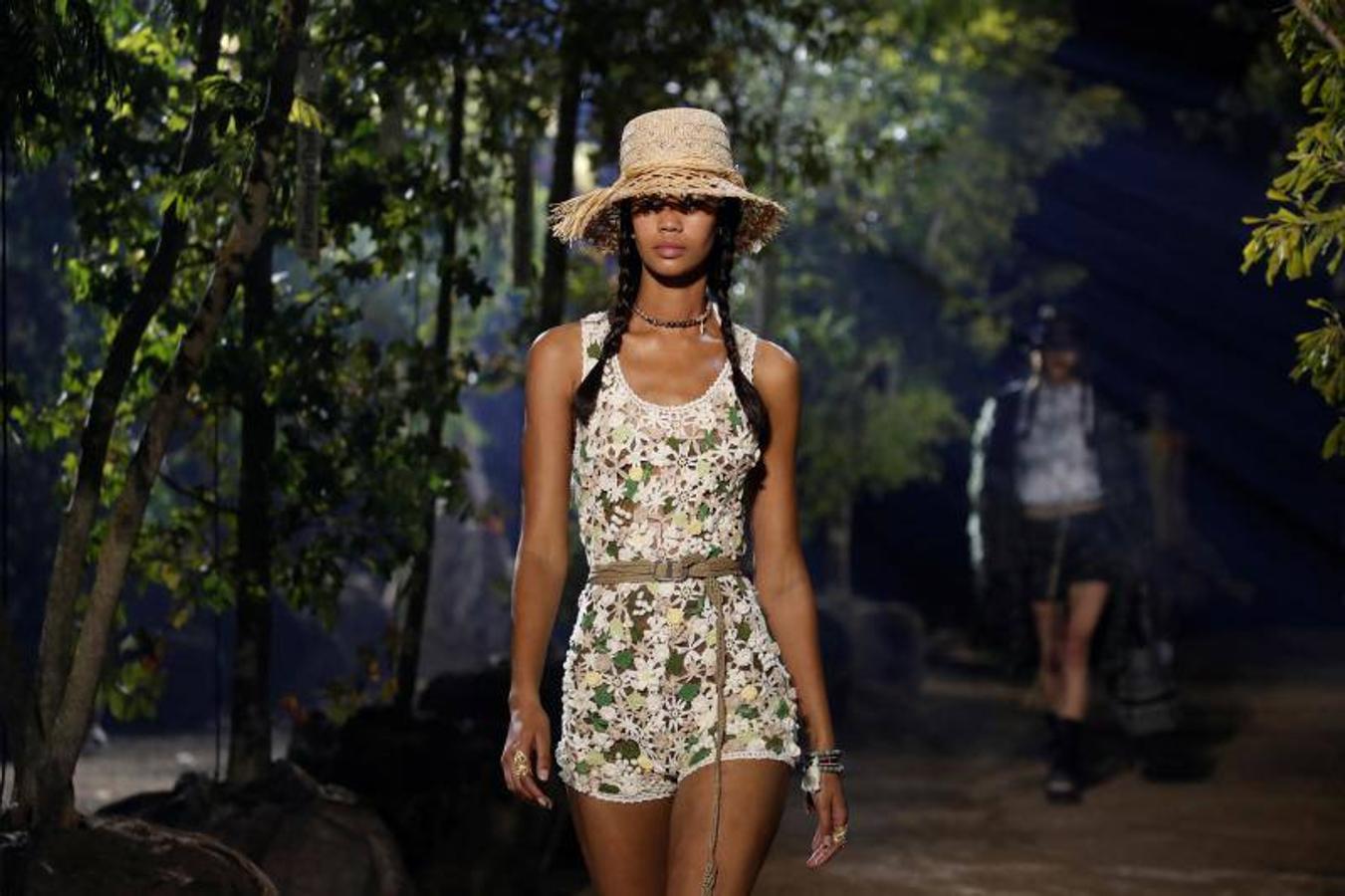 Dior inaugura la pasarela de la París Fashion Week con los diseños de Maria Grazia Chiuri de Primavera/Verano 2020