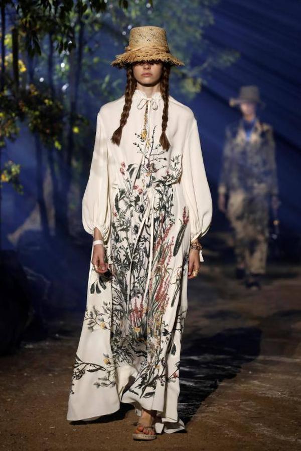 Dior inaugura la pasarela de la París Fashion Week con los diseños de Maria Grazia Chiuri de Primavera/Verano 2020