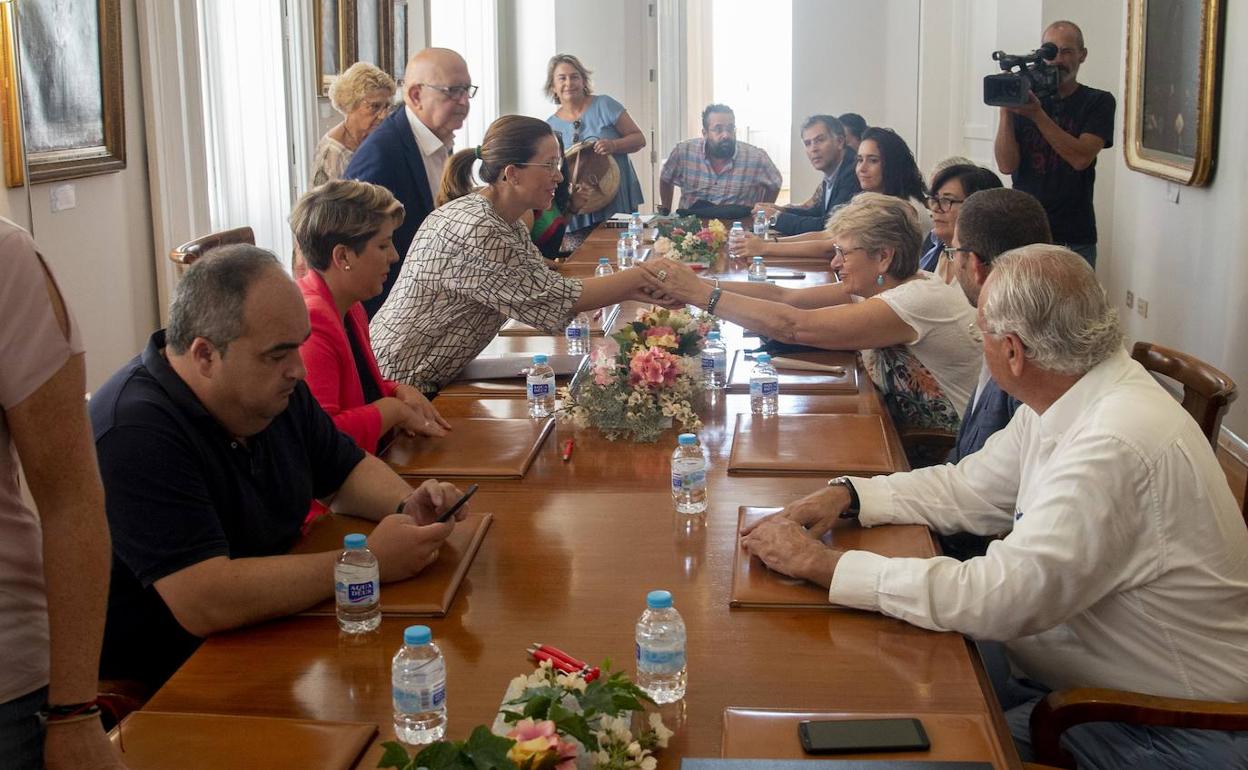 Reunión de coordinación en Cartagena ante la oleada de pateras.