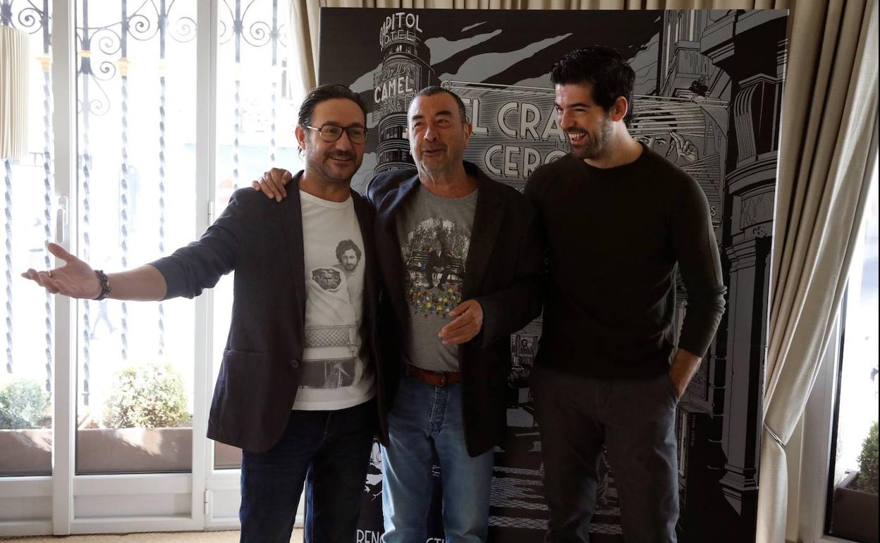 Carlos Santos, José Luis Garci y Miguel Ángel Muñoz, este miércoles en Madrid.