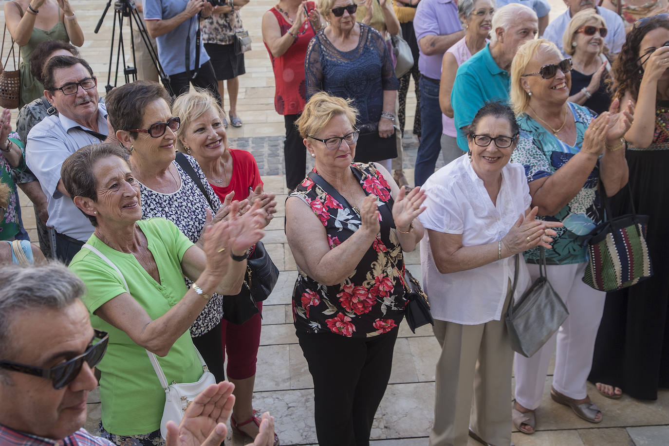 Seis cartageneros centenarios reciben un homenaje en el Día de los Mayores por mantener las ganas de hacer cosas cada día