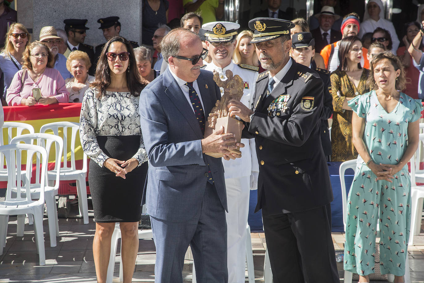 Los delitos bajan un 5,8% en un año por la mayor presencia policial en los barrios confictivos