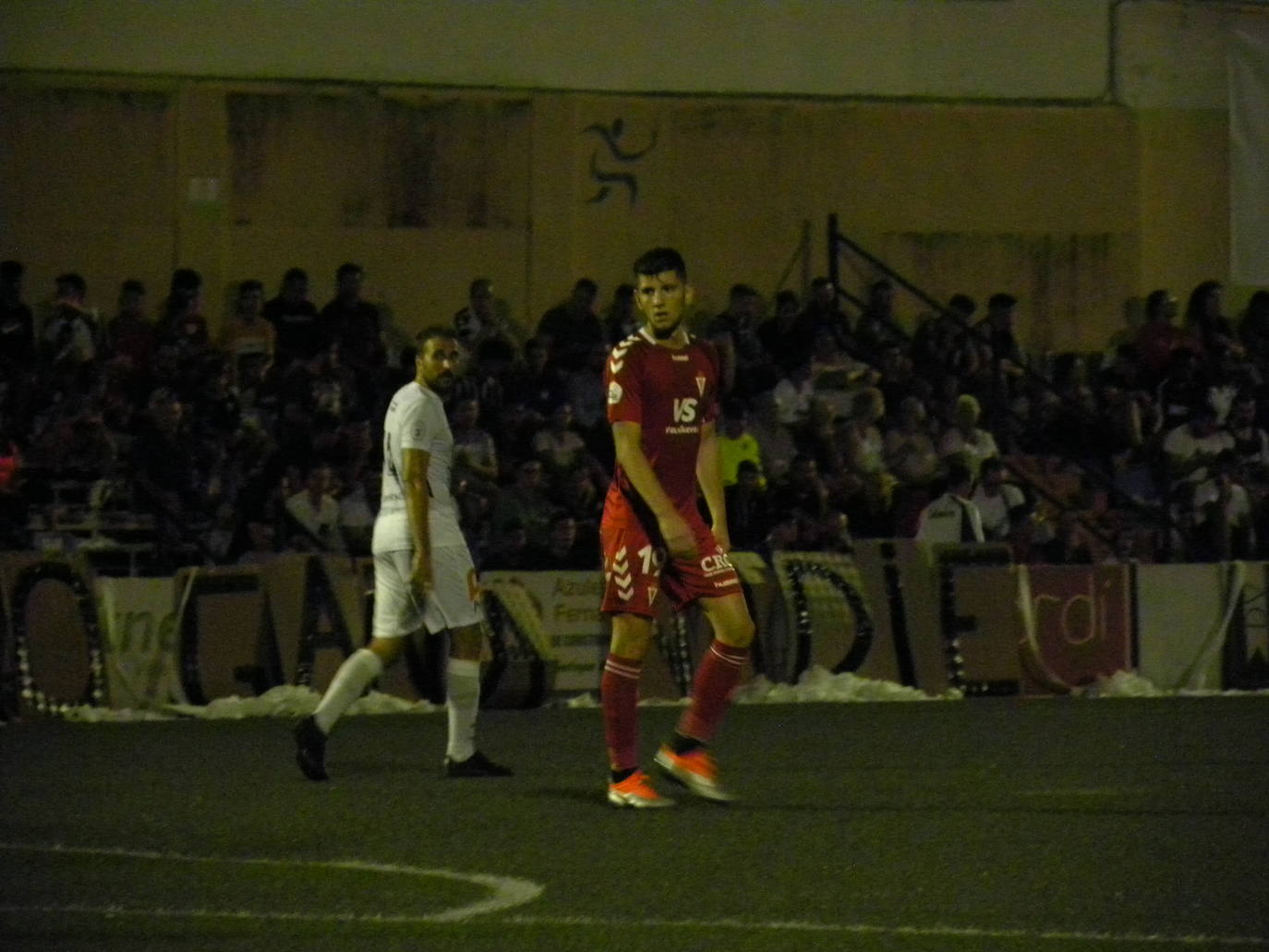 Los granas se llevan la primera parada de la Copa Federación tras vencer por 0-2 en Vélez-Málaga y se enfrentarán en la próxima ronda al Talavera