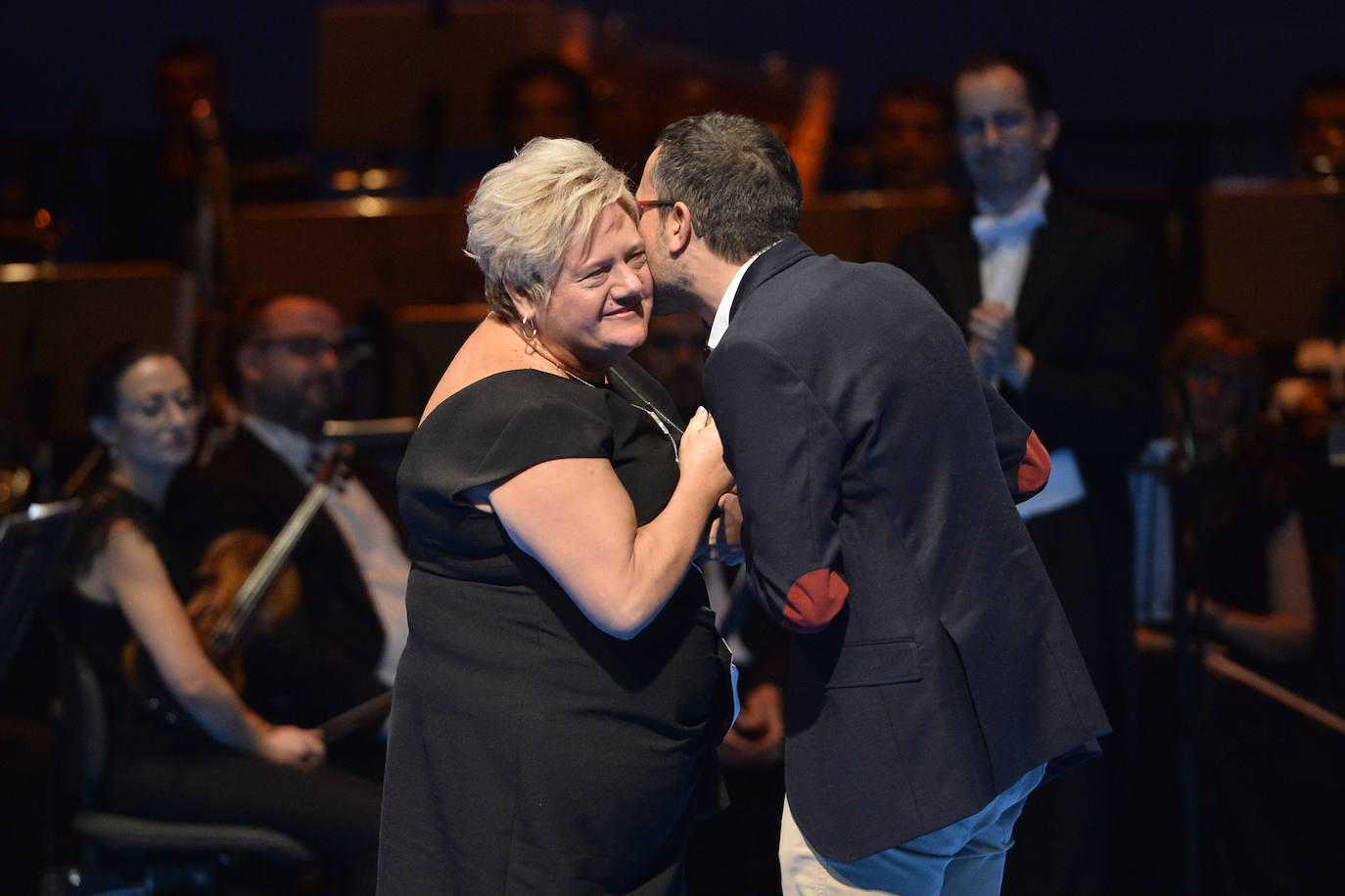 'La Verdad' otorga los premios 'Los Mejores' a la Academia General del Aire, Carmen Gil, Carlos Moreno y los festivales de teatro de San Javier y Molina de Segura por su dedicación y compromiso.