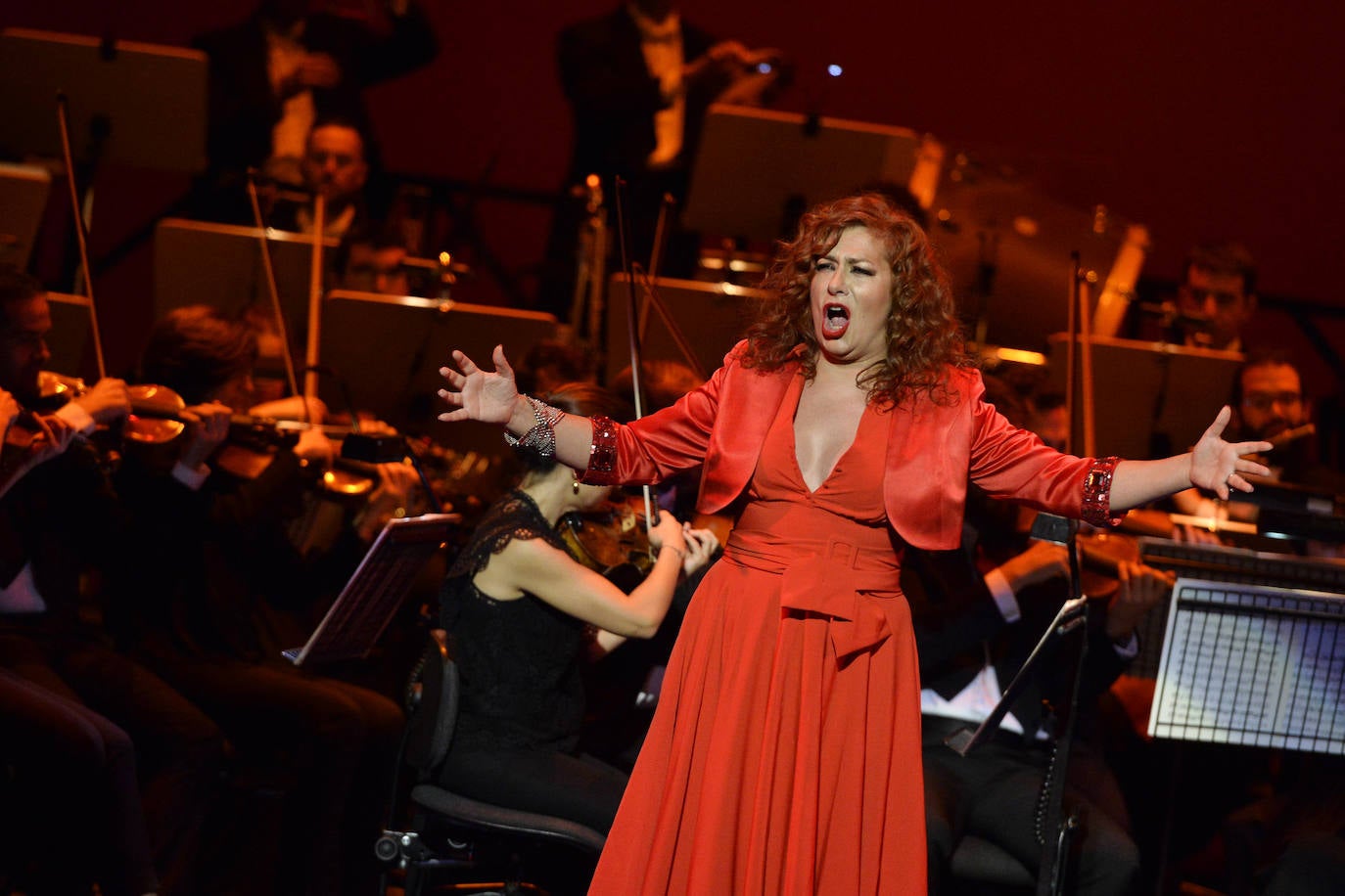 'La Verdad' otorga los premios 'Los Mejores' a la Academia General del Aire, Carmen Gil, Carlos Moreno y los festivales de teatro de San Javier y Molina de Segura por su dedicación y compromiso.