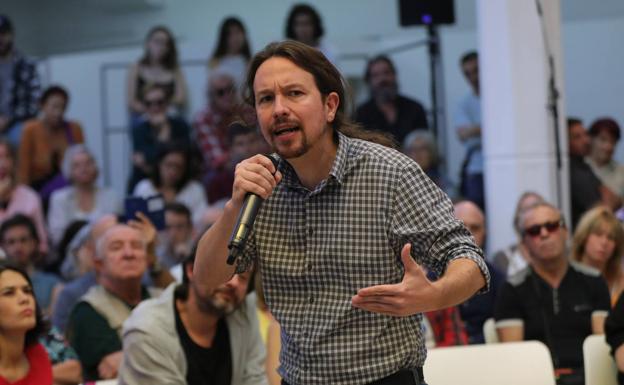El secretario general de Unidas Podemos, Pablo Iglesias, interviene durante un acto de precampaña de Podemos, en Madrid.