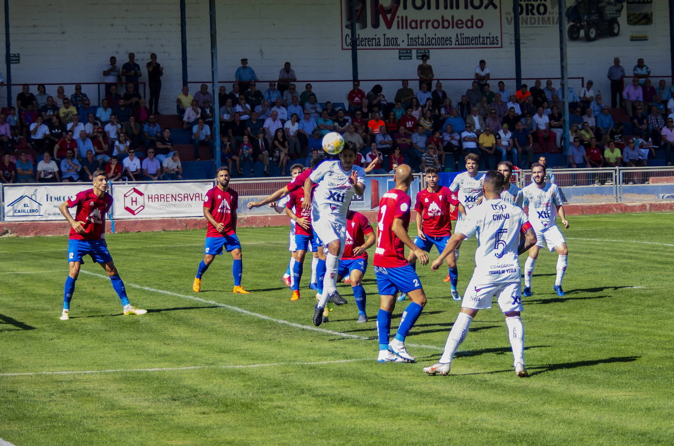 El Yeclano realiza un mal partido en Villarrobledo, pero empata y sigue en la zona tranquila