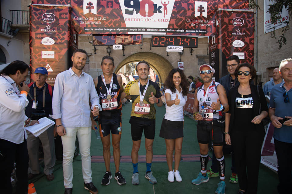 El atleta del Inassa Premium se lleva la prueba con un tiempo de 5:43:58, por los 7:09:51 para la corredora de Los Leones del Trail