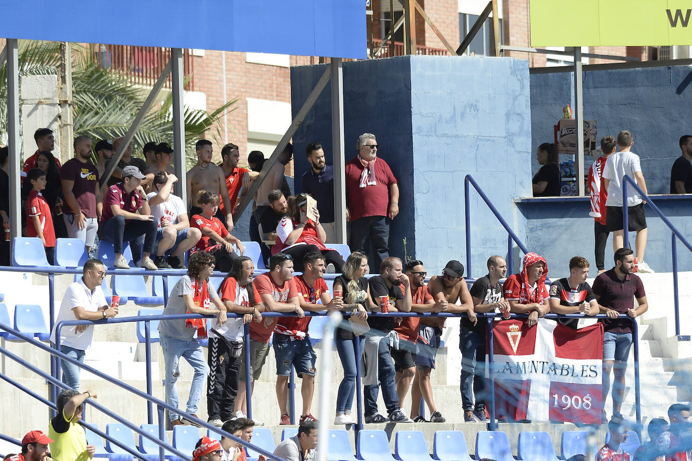 El Murcia fue el vencedor moral de un encuentro en el que el UCAM no dio la talla y en el que ambos equipos apenas generaron ocasiones de gol