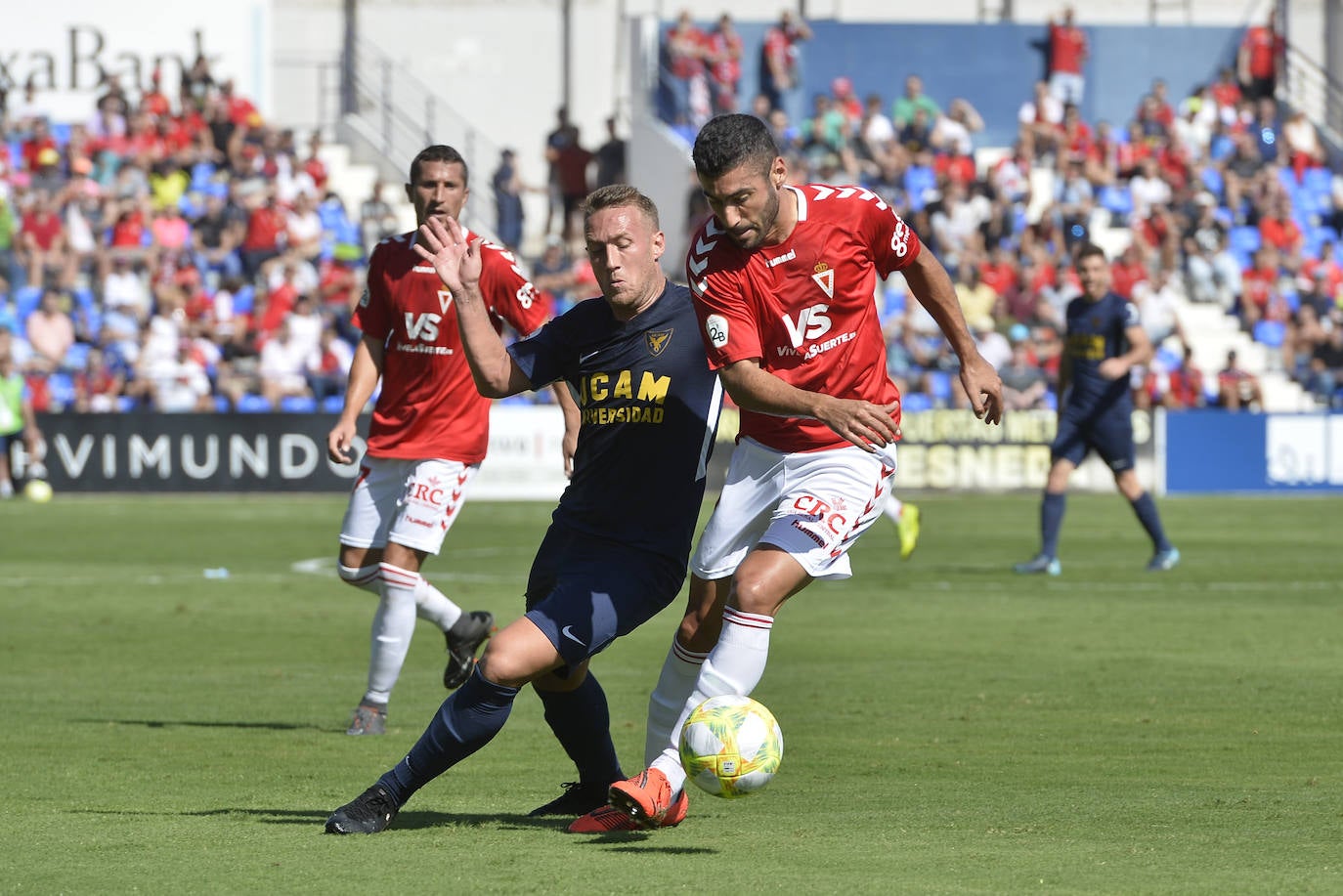 El Murcia fue el vencedor moral de un encuentro en el que el UCAM no dio la talla y en el que ambos equipos apenas generaron ocasiones de gol