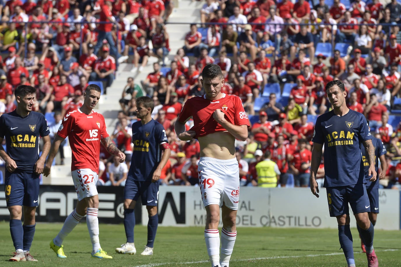 El Murcia fue el vencedor moral de un encuentro en el que el UCAM no dio la talla y en el que ambos equipos apenas generaron ocasiones de gol