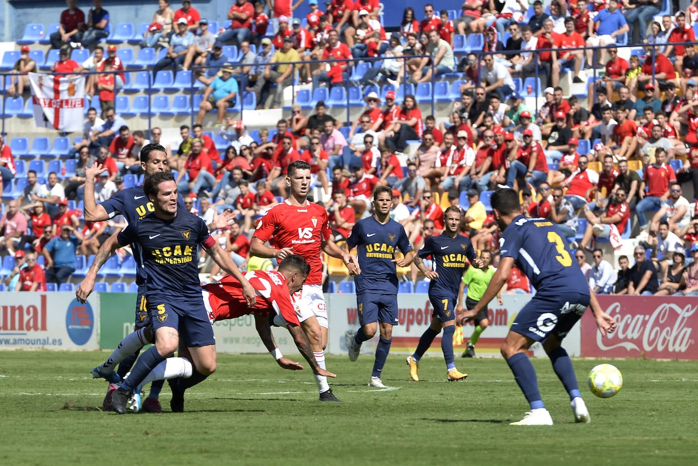 El Murcia fue el vencedor moral de un encuentro en el que el UCAM no dio la talla y en el que ambos equipos apenas generaron ocasiones de gol