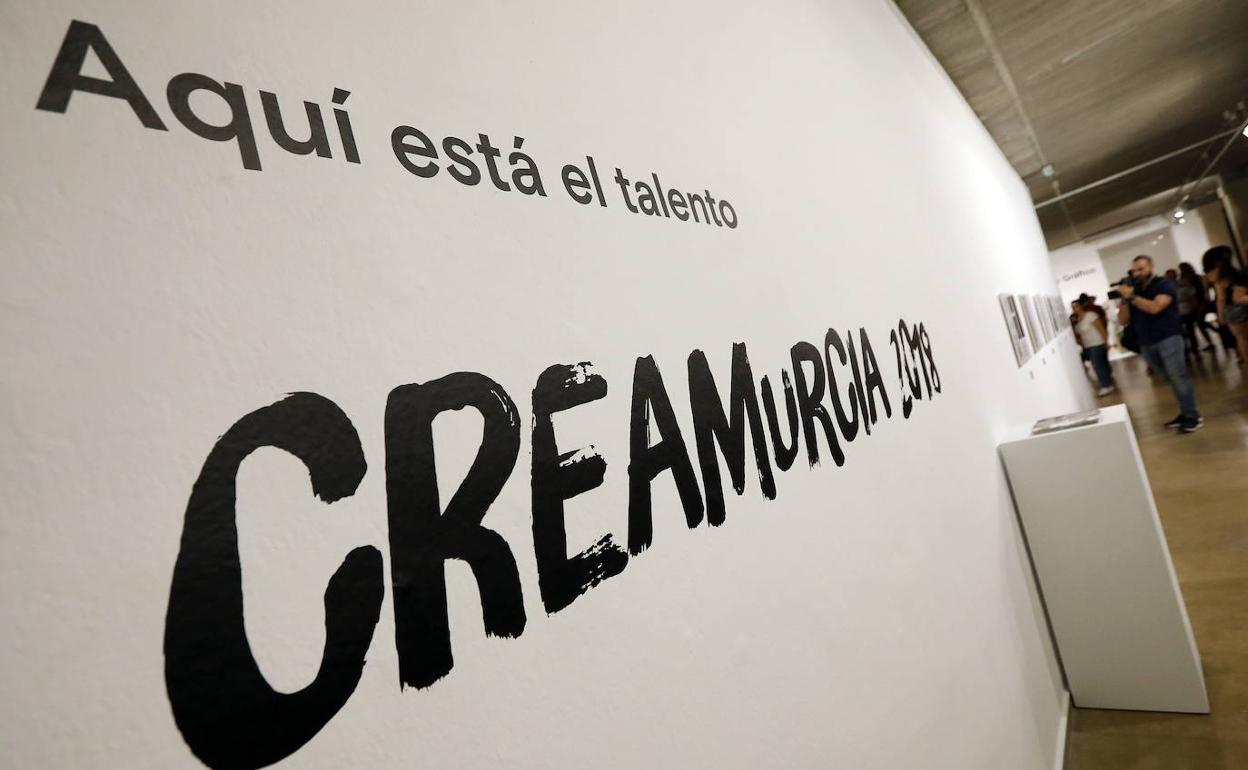 El logo de CreaMurcia en una de las entregas de premios la edición anterior, foto de archivo.