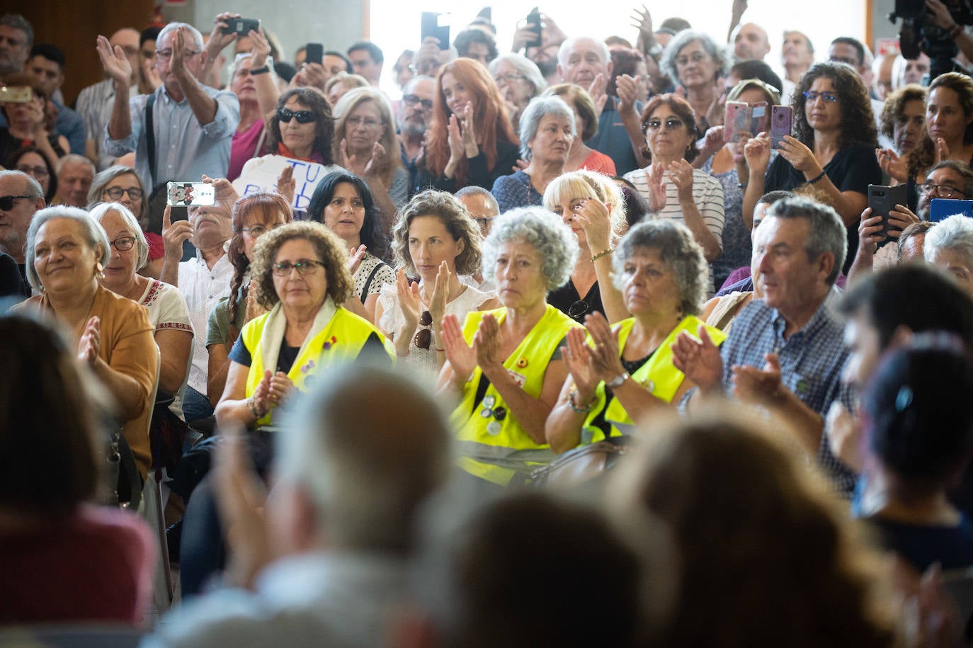 El líder de Unidas Podemos comprueba en Murcia el músculo de su formación en un acto en que no hubo mención a la marcha de Urralburu
