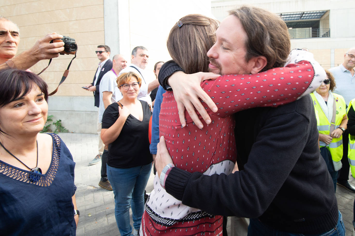El líder de Unidas Podemos comprueba en Murcia el músculo de su formación en un acto en que no hubo mención a la marcha de Urralburu