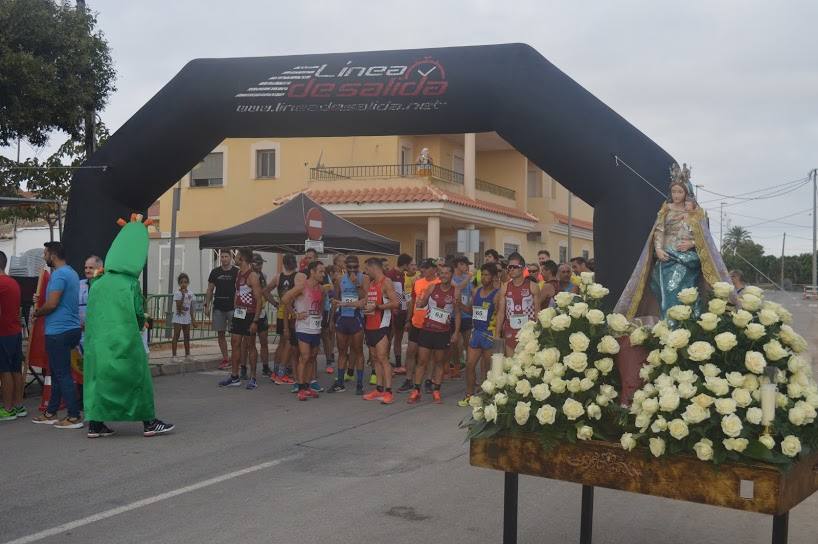 El ganador masculino completa los 9 kilómetros del recorrido en 29:44 minutos, por los 34:23 para la corredora del Mobel Automenor Running Team