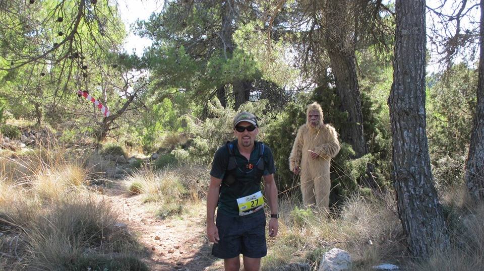 Dos corredores durante la Yeti Trail.