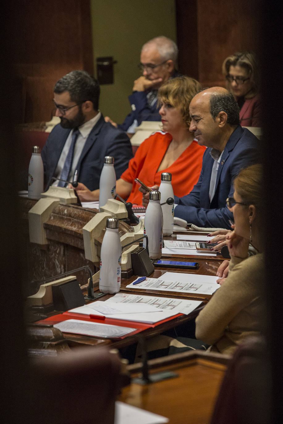 El PSOE respalda la iniciativa del PP pese a que le reprocha que no pone en marcha las 35 medidas del Pacto Regional del Agua