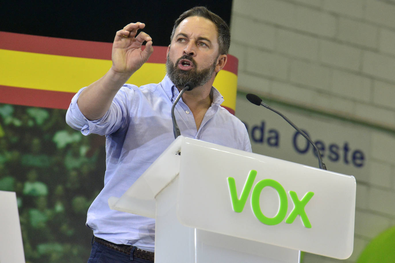 Santiago Abascal carga contra los centros de menores extranjeros no acompañados porque «destruyen la tranquilidad y la convivencia en los barrios»