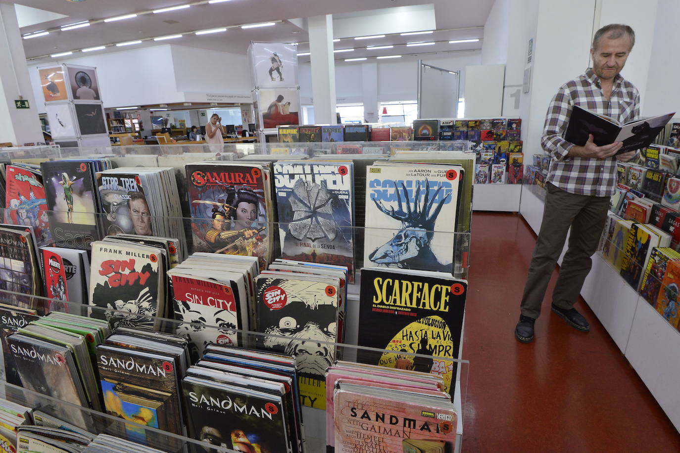 Este espacio de la Biblioteca Regional, uno de los primeros en España, cuenta cada vez con más usuarios. En 2018 realizó 28.000 préstamos.