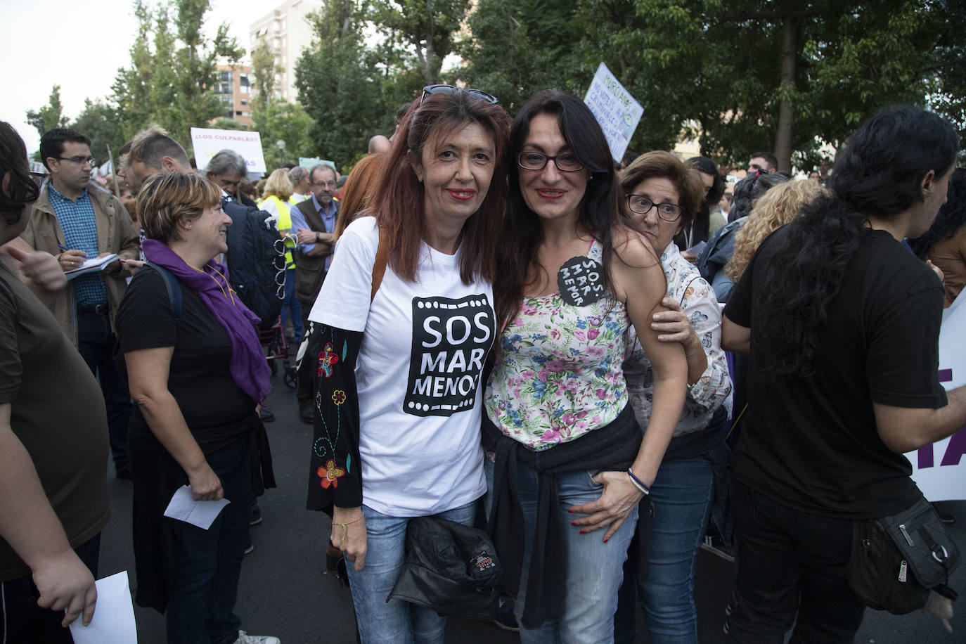 Unas 55.000 personas claman contra la contaminación y reclaman soluciones para «salvar» la laguna.