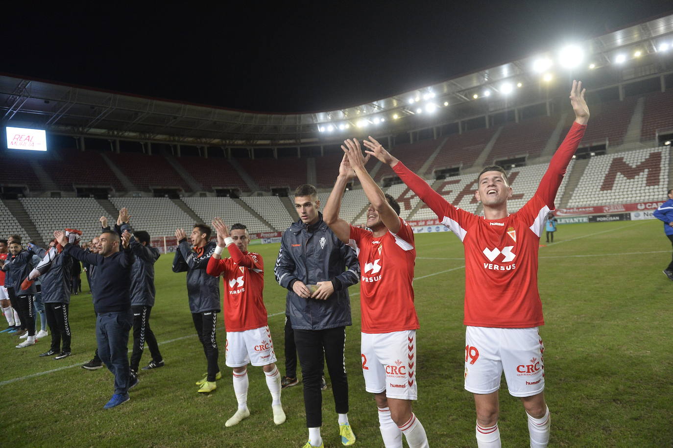 El técnico grana consigue meter al Real Murcia en la Copa del Rey tras superar tres rondas y logra uno de los objetivos marcados por la directiva esta temporada