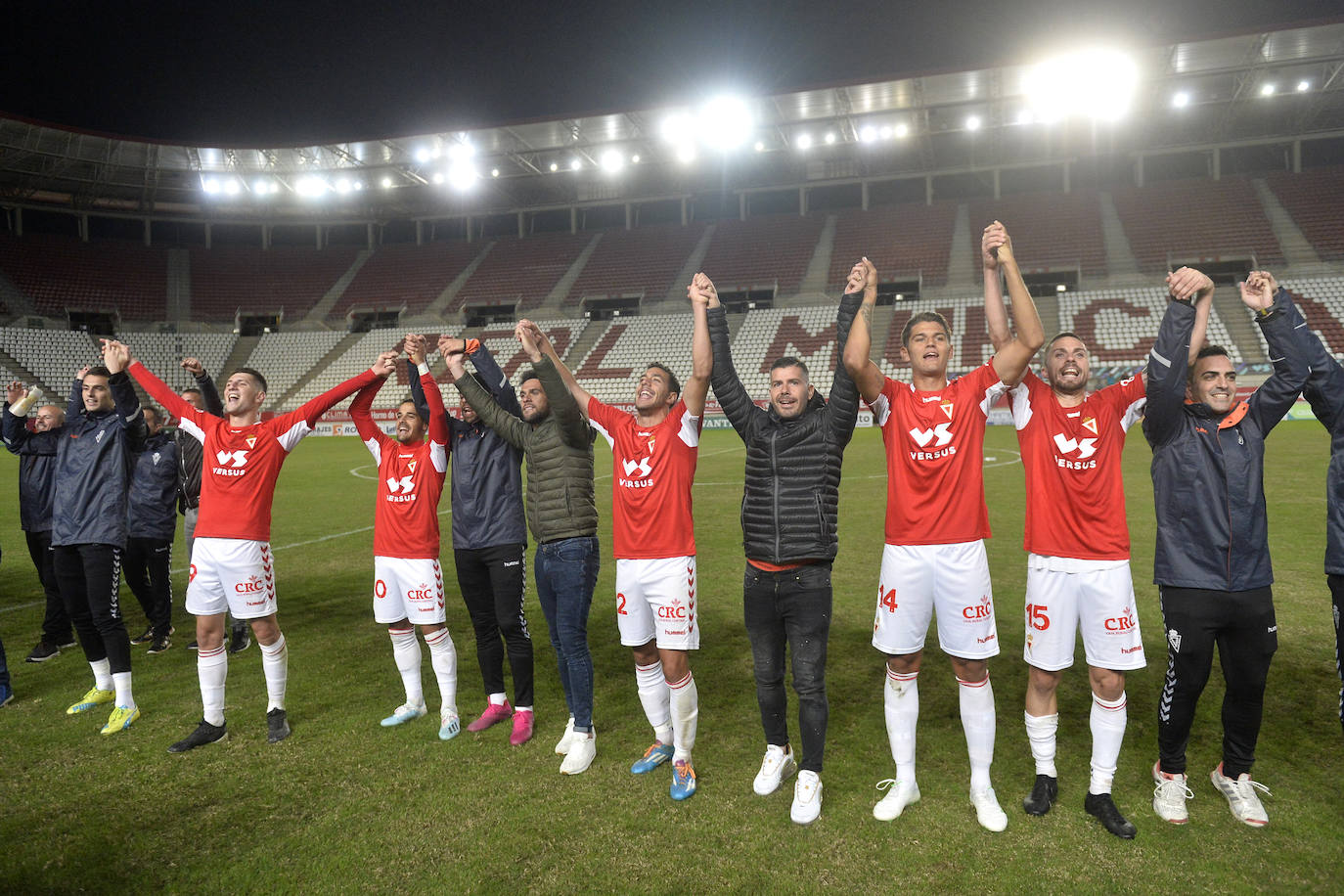 El técnico grana consigue meter al Real Murcia en la Copa del Rey tras superar tres rondas y logra uno de los objetivos marcados por la directiva esta temporada