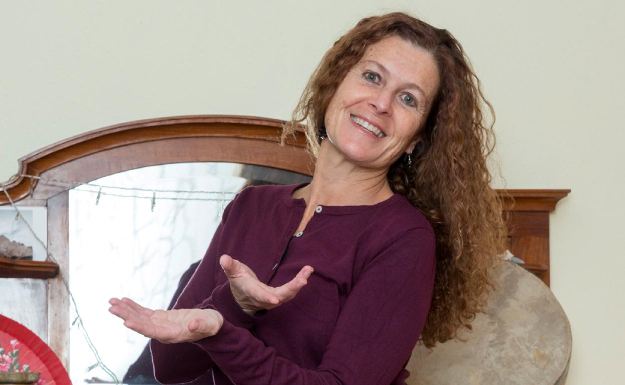 Marisa Brugarolas, ayer en su domicilio, en Murcia. 