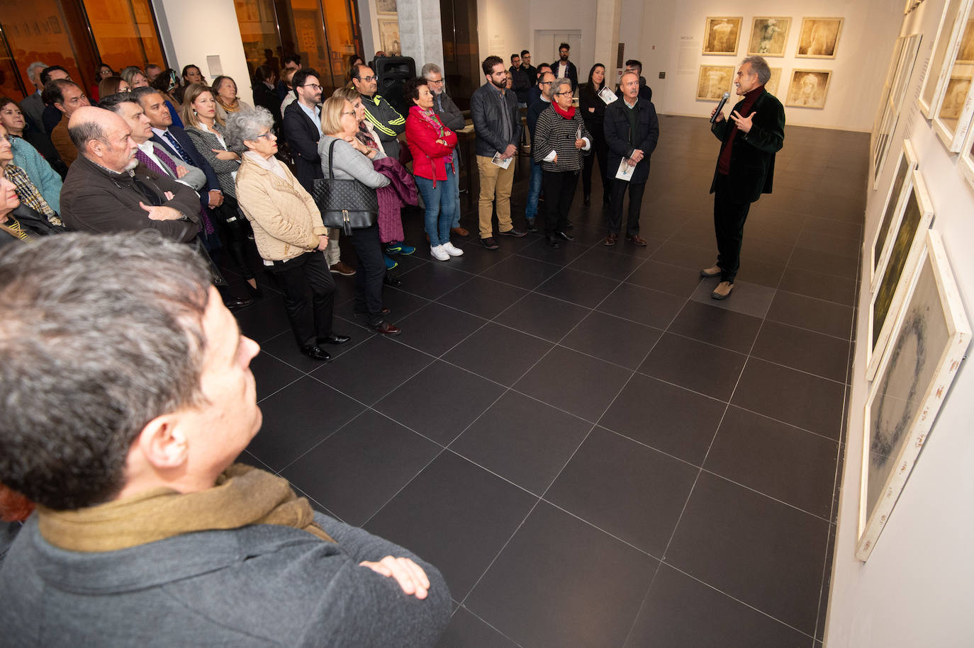 El Museo y Centro de Arte de Blanca (Mucab) celebró el inicio de los actos conmemorativos del noveno aniversario de la Fundación Pedro Cano con la inauguración de la exposición 'IX Mediterráneos'.