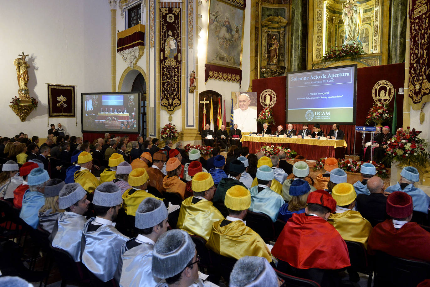 Acto de apertura del curso académico de la UCAM, este viernes, en el campus de Los Jerónimos.