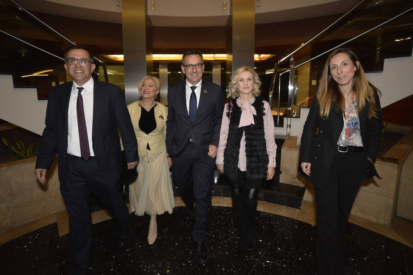 La delegación en la Región de Murcia de la Asociación Española Contra el Cáncer (AECC) celebró su cena benéfica, en la que hizo entrega de sus premios.