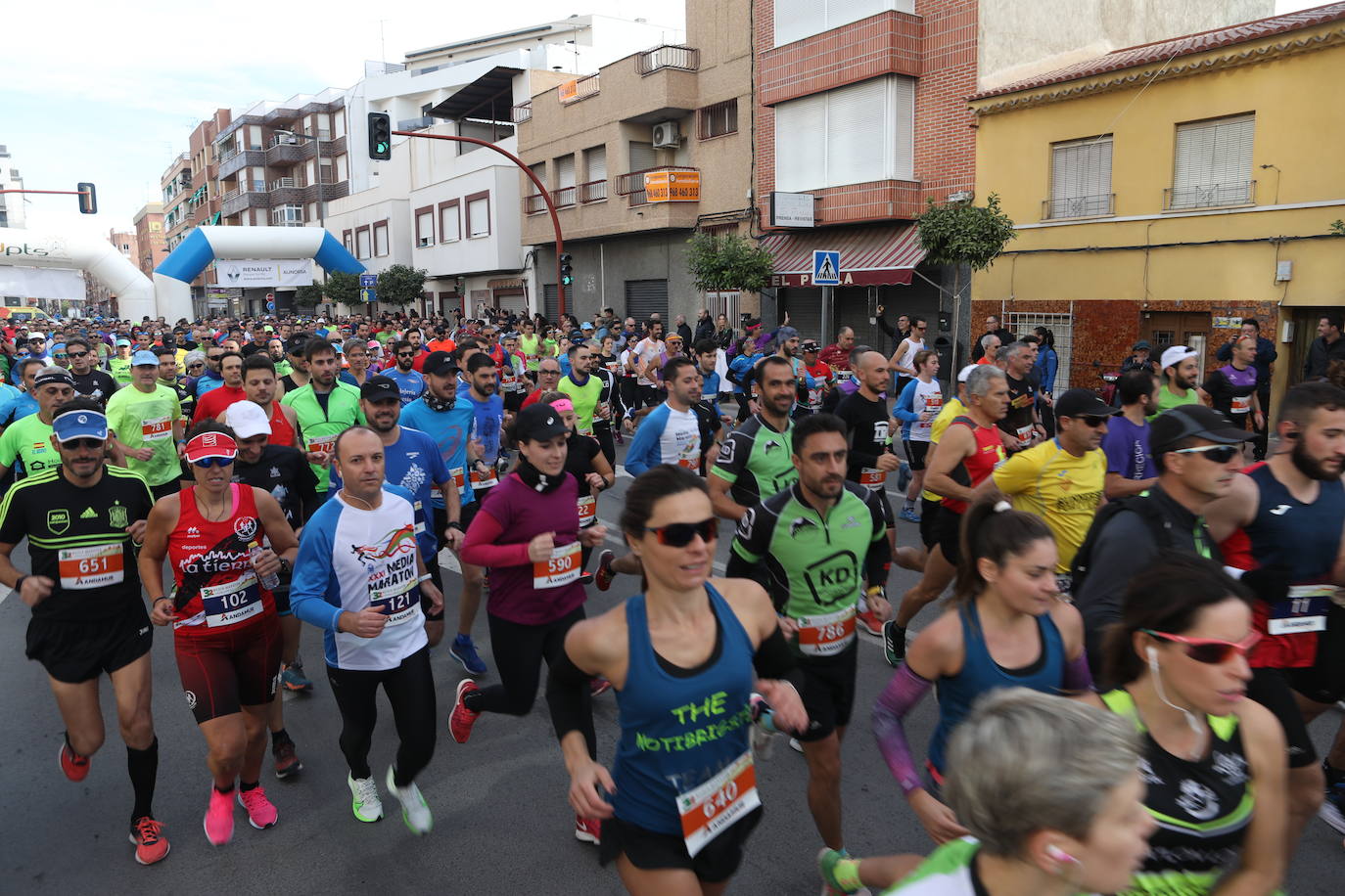 El atleta marroquí, del Unión Guadalajara, se lleva la 'media' de la Ciudad del Sol; Wafiya Benali, del CA Nogalte, triunfó en la prueba femenina