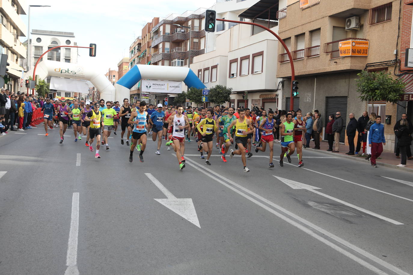 El atleta marroquí, del Unión Guadalajara, se lleva la 'media' de la Ciudad del Sol; Wafiya Benali, del CA Nogalte, triunfó en la prueba femenina