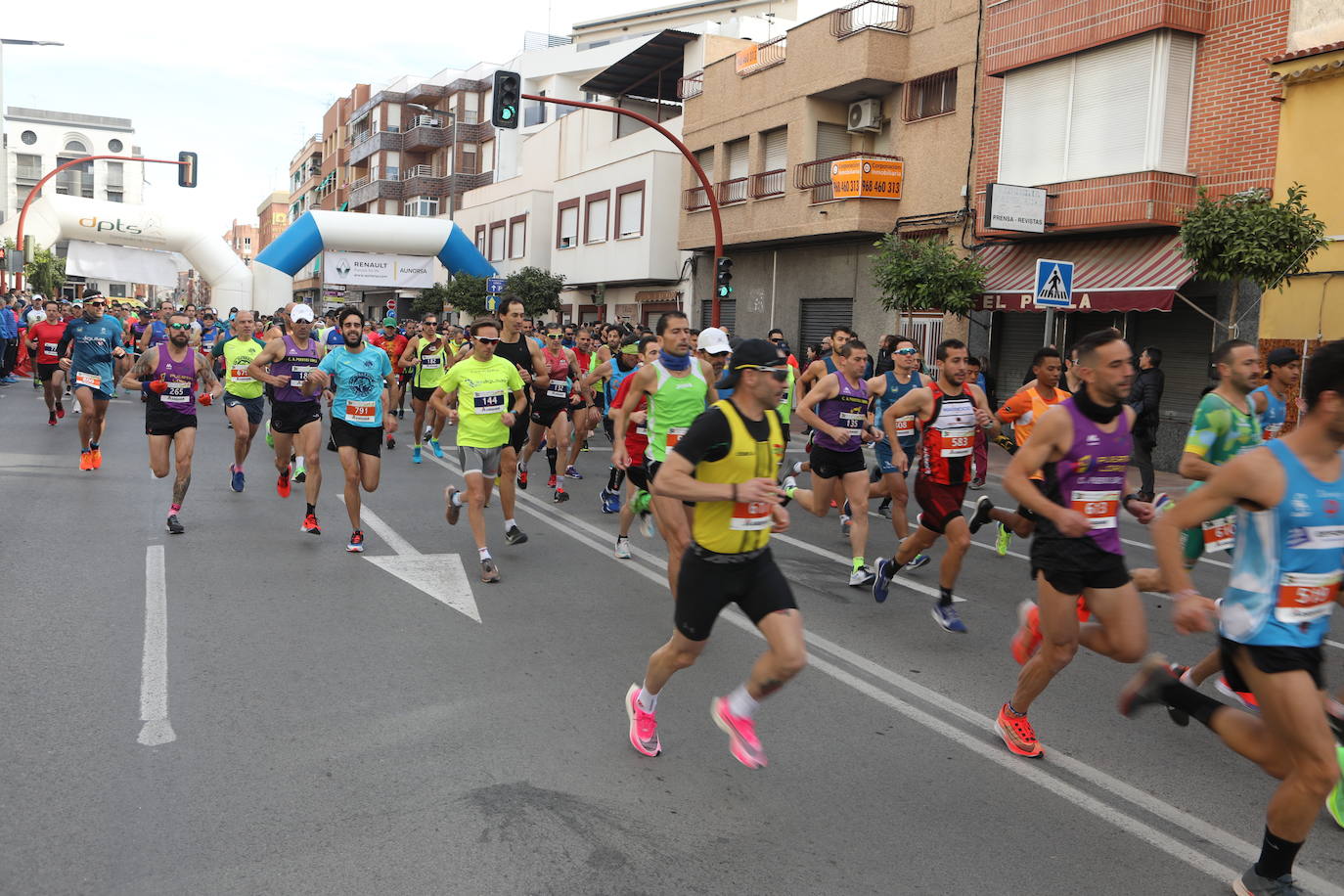 El atleta marroquí, del Unión Guadalajara, se lleva la 'media' de la Ciudad del Sol; Wafiya Benali, del CA Nogalte, triunfó en la prueba femenina